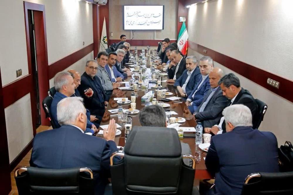 برگزاری نشست کانون تشکل‌های گردشگری با موضوع انرژی‌های تجدیدپذیر